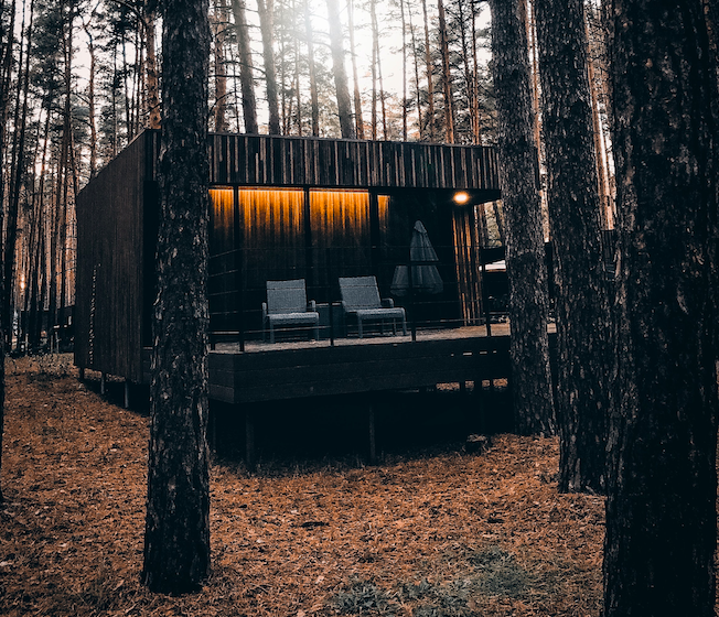 Airbnb Users Set the Bar High on How to Support WarStricken Ukraine